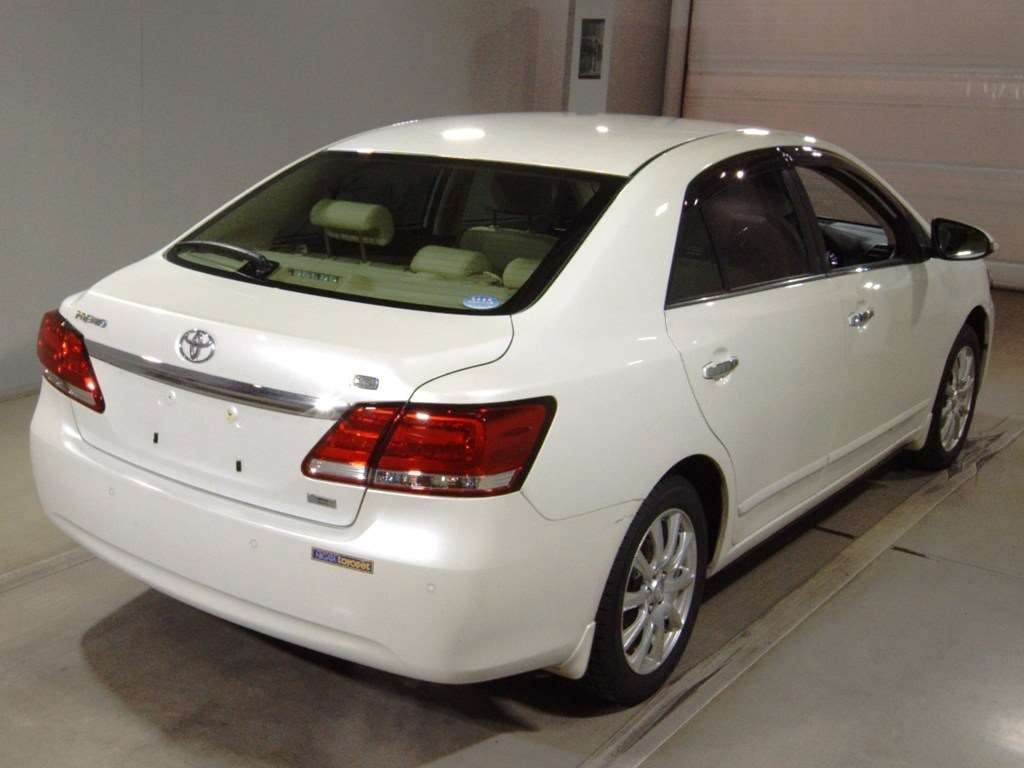 TOYOTA PREMIO