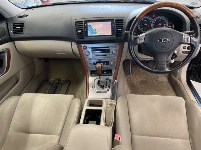 SUBARU OUTBACK