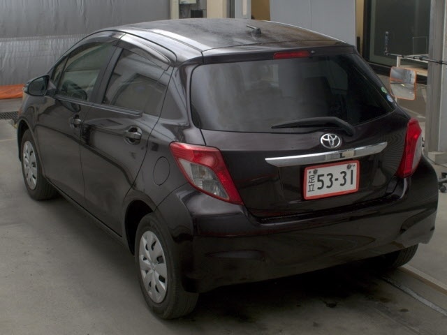 TOYOTA VITZ
