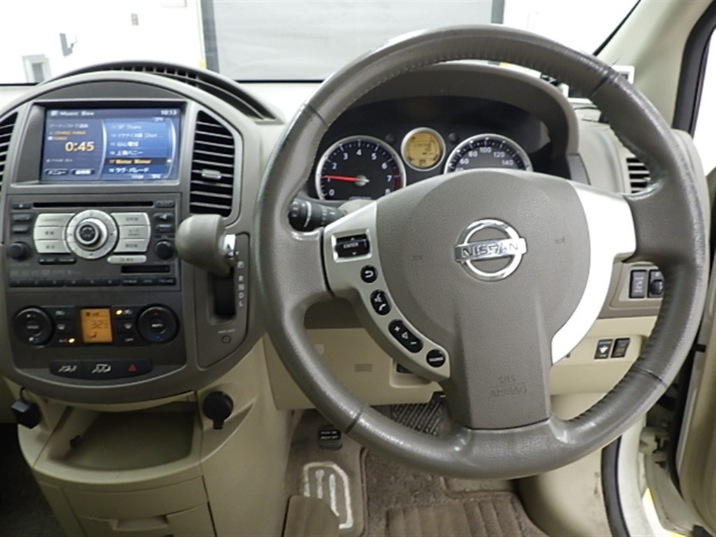 NISSAN LAFESTA