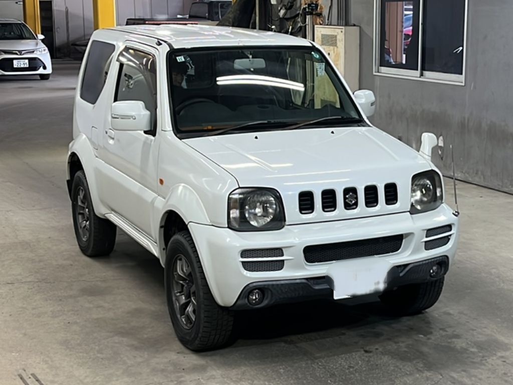 SUZUKI JIMNY SIERRA
