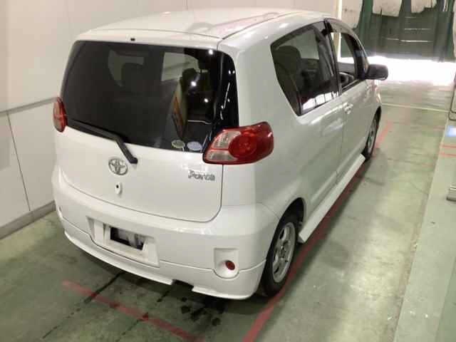 TOYOTA PORTE