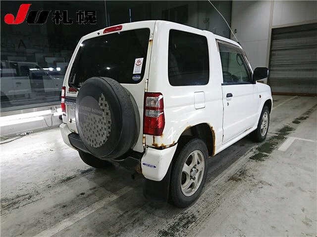 MITSUBISHI PAJERO MINI