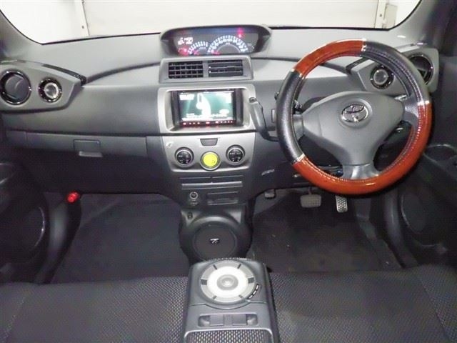 TOYOTA BB