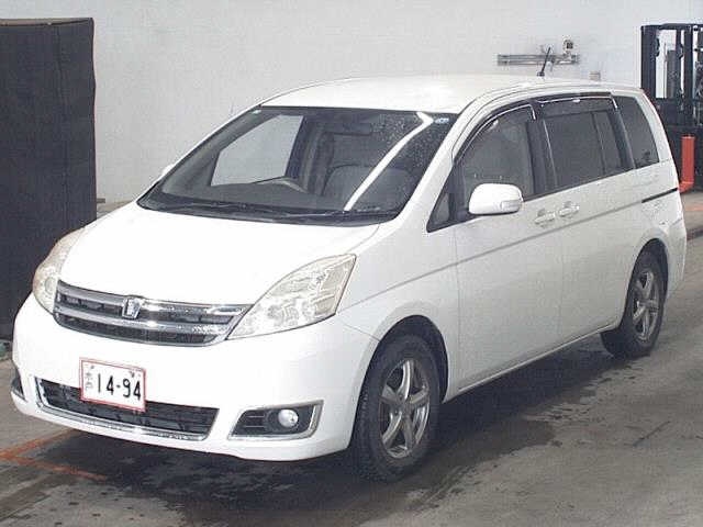 TOYOTA ISIS