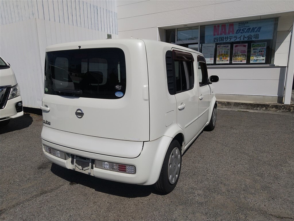 NISSAN CUBE