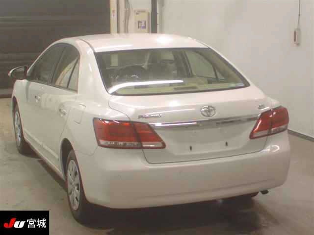 TOYOTA PREMIO
