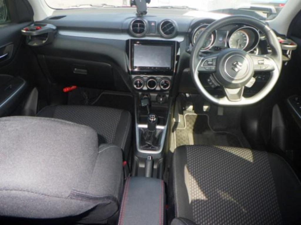 SUZUKI SWIFT
