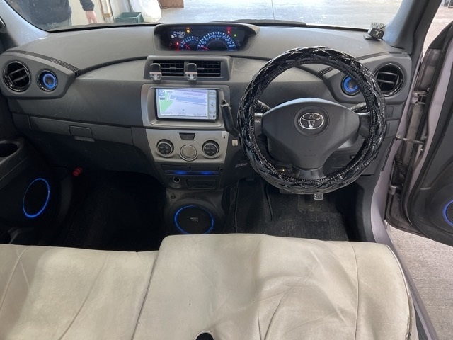 TOYOTA BB