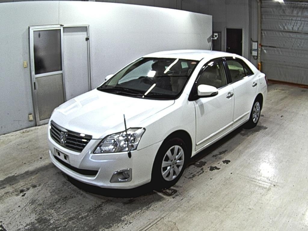 TOYOTA PREMIO