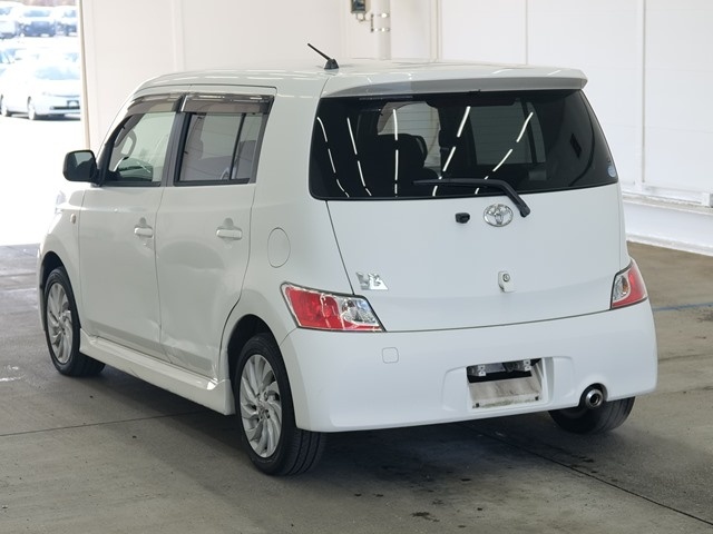 TOYOTA BB