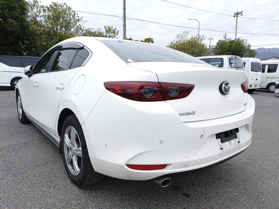 MAZDA MAZDA3