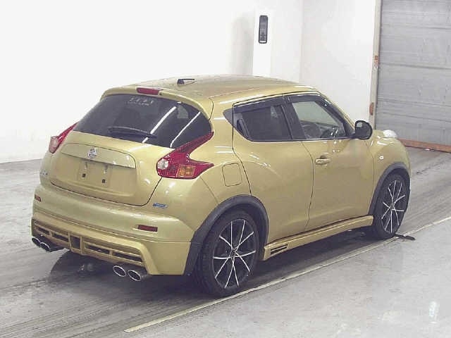 NISSAN JUKE