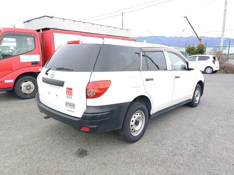 NISSAN AD