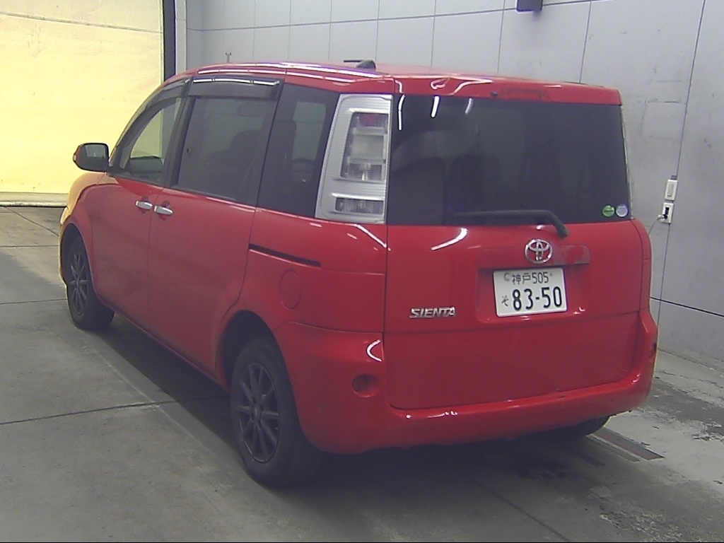 TOYOTA SIENTA