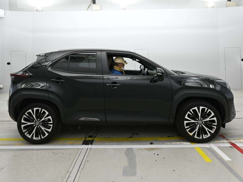 TOYOTA YARIS CROSS
