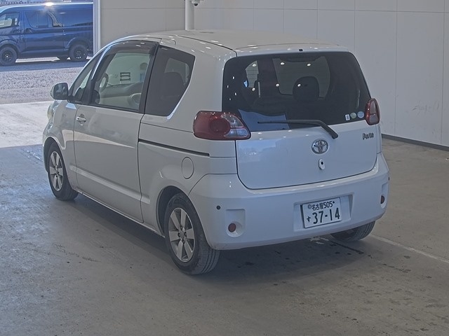 TOYOTA PORTE
