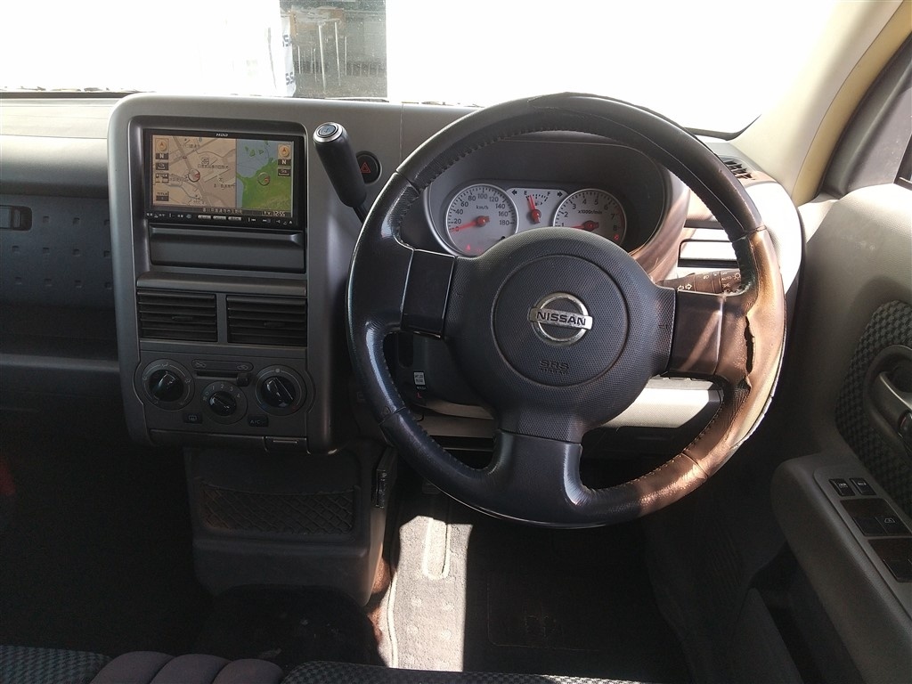 NISSAN CUBE