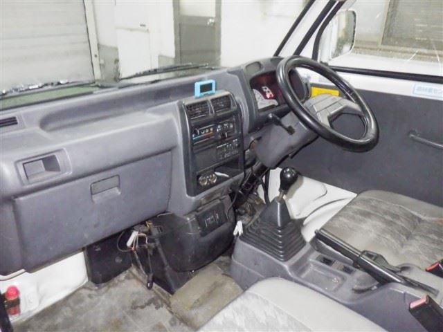 MITSUBISHI MINICAB