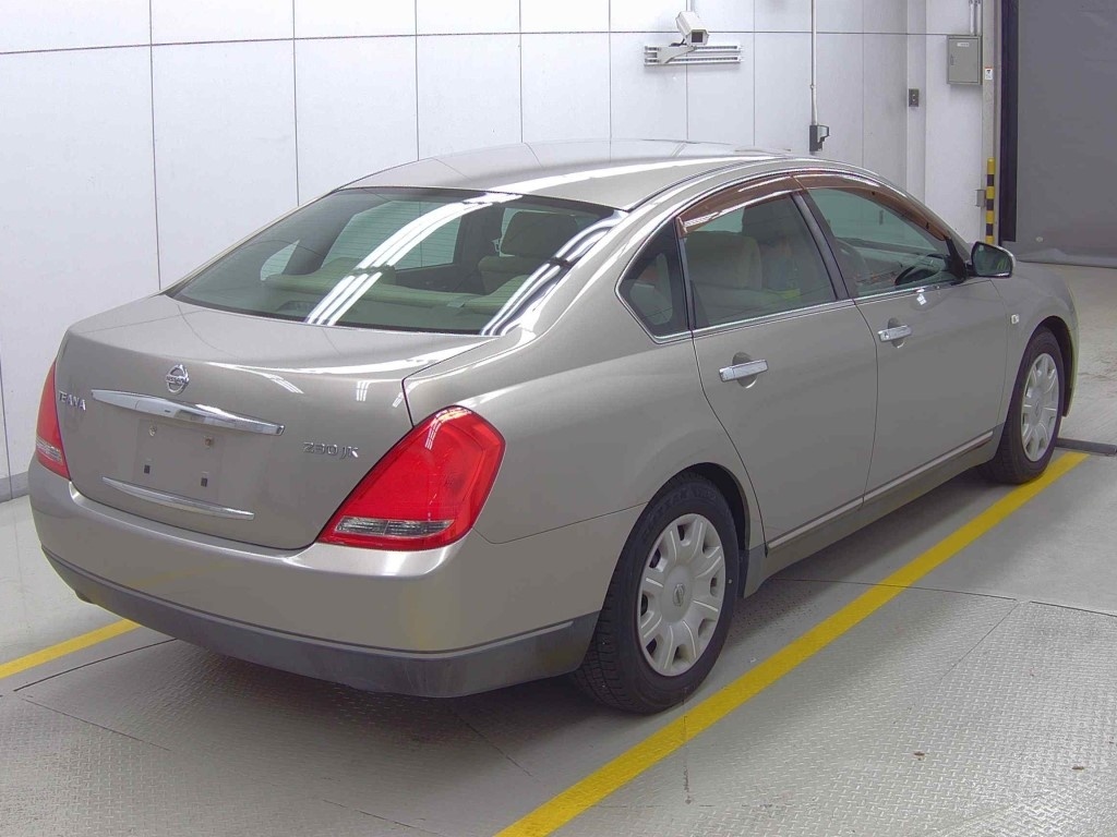 NISSAN TEANA