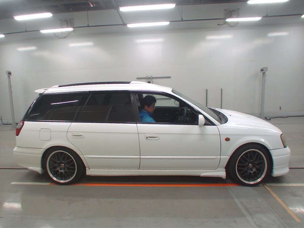 SUBARU LEGACY