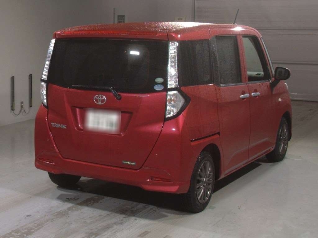 TOYOTA TANK