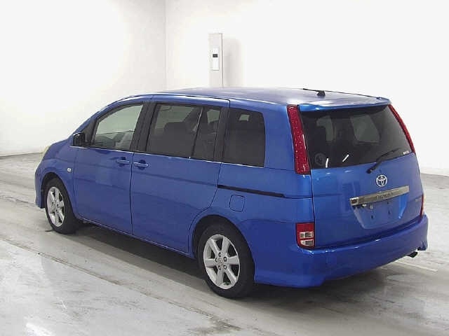 TOYOTA ISIS