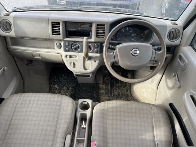 NISSAN NV100 CLIPPER