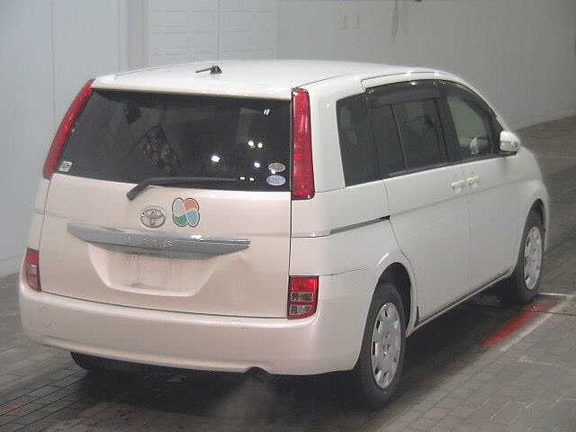 TOYOTA ISIS