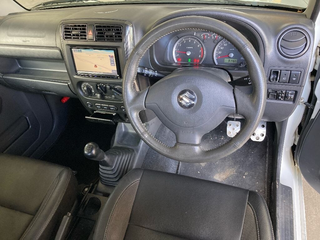 SUZUKI JIMNY SIERRA