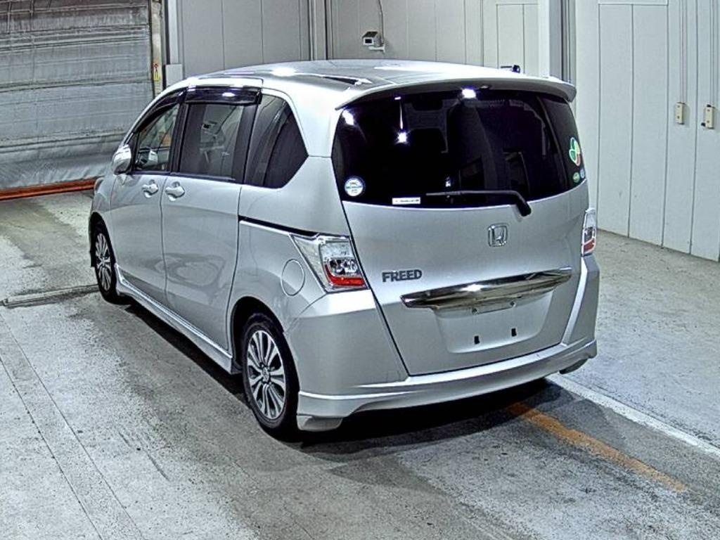 HONDA FREED