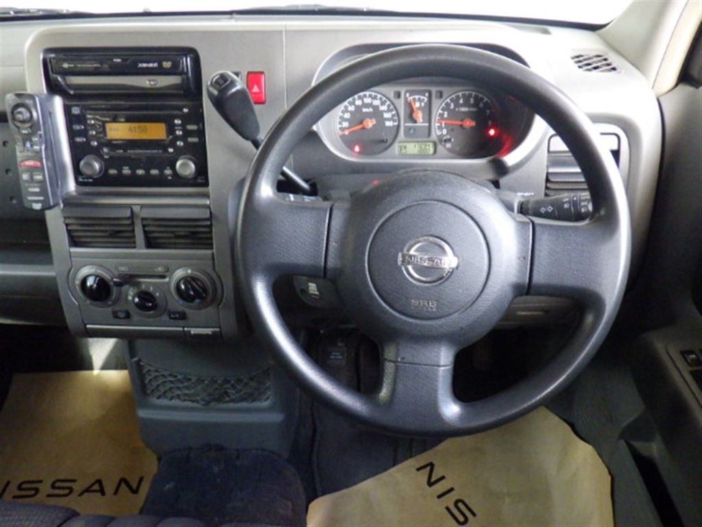 NISSAN CUBE