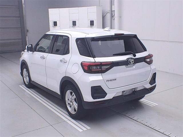 TOYOTA RAIZE