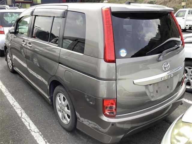 TOYOTA ISIS