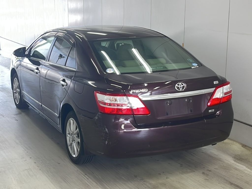 TOYOTA PREMIO