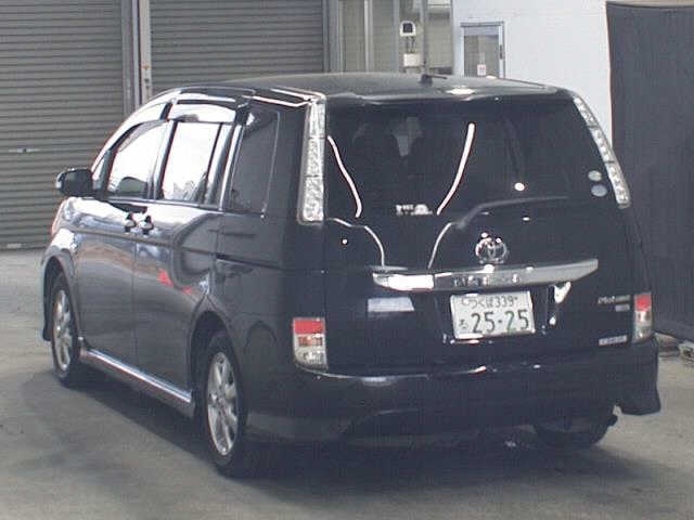 TOYOTA ISIS