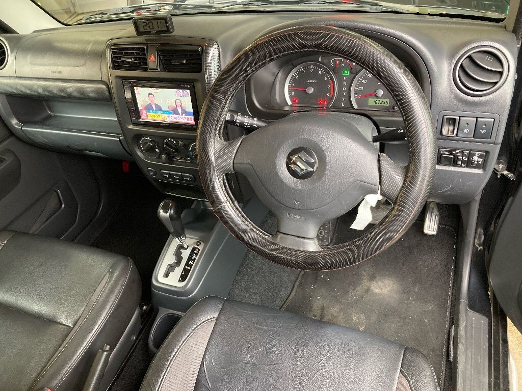 SUZUKI JIMNY SIERRA