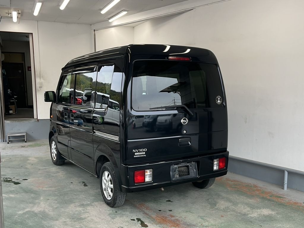 NISSAN NV100 CLIPPER