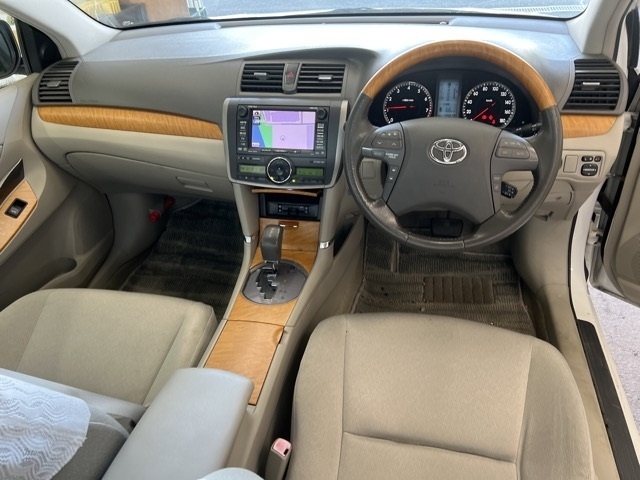 TOYOTA PREMIO