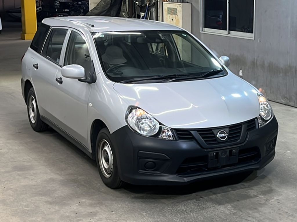 NISSAN AD