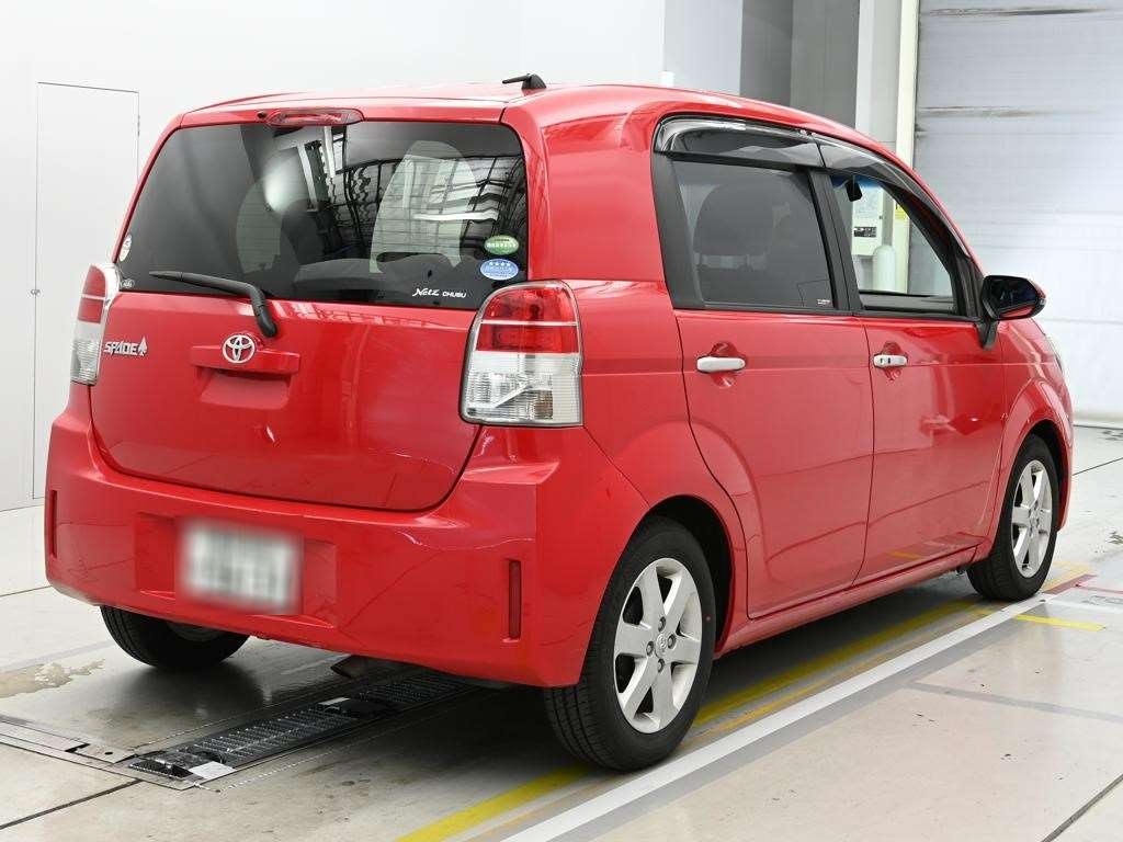 TOYOTA SPADE