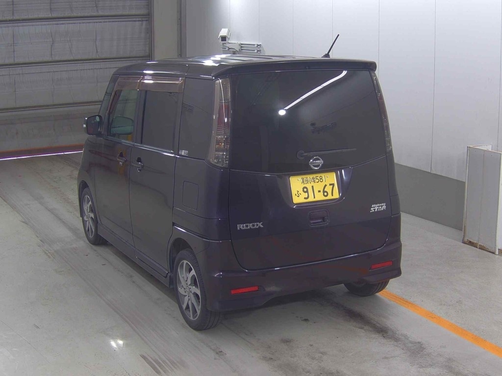 NISSAN ROOX