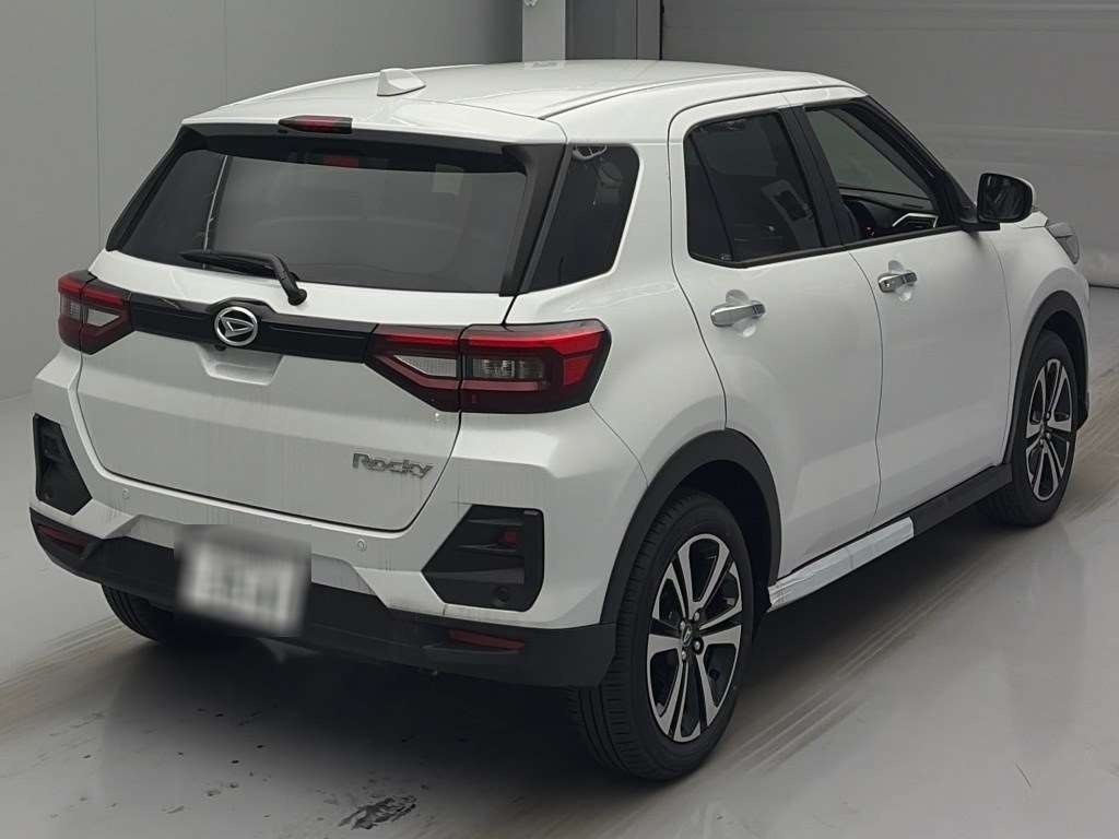DAIHATSU ROCKY