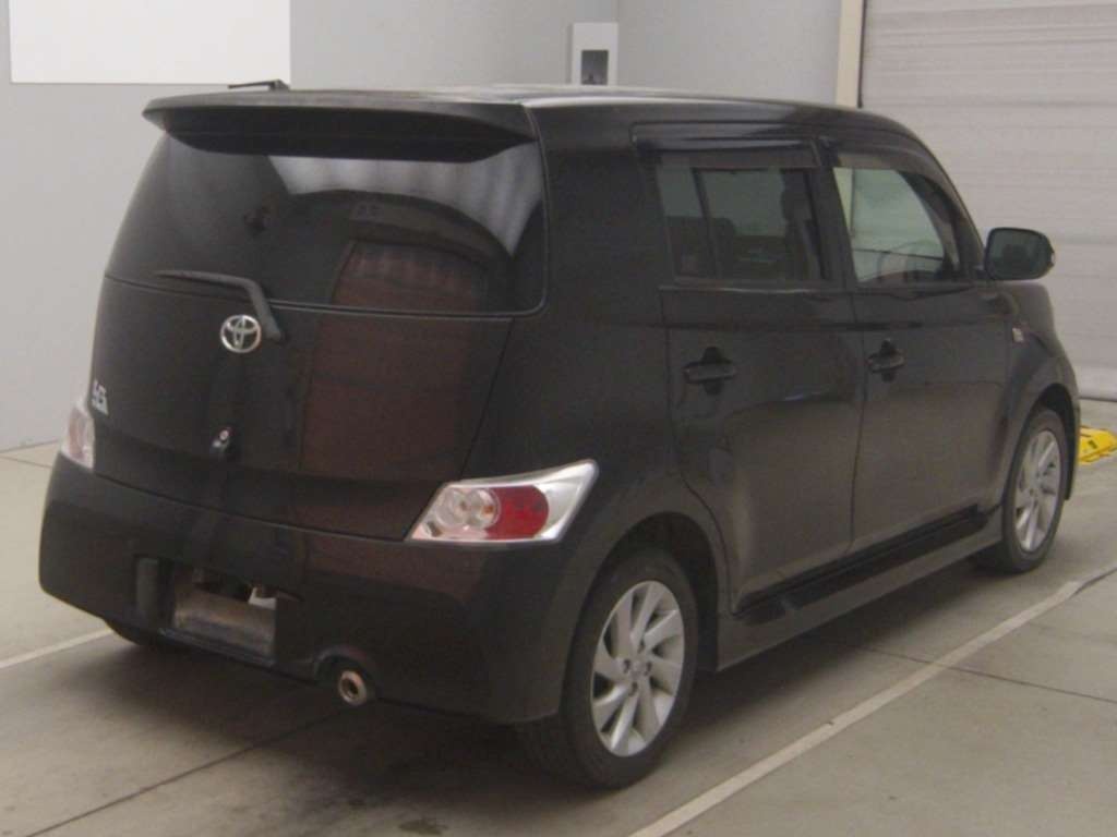 TOYOTA BB