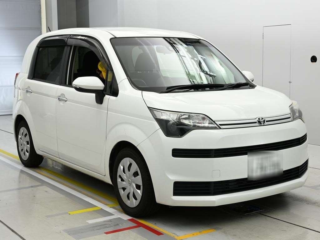 TOYOTA SPADE