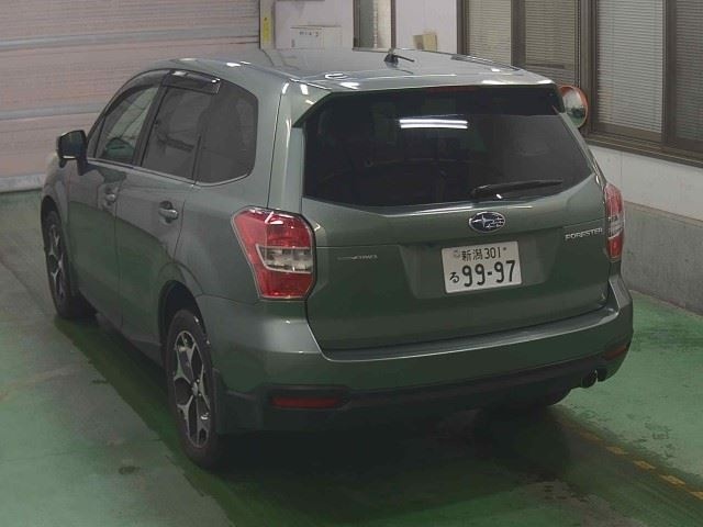 SUBARU FORESTER
