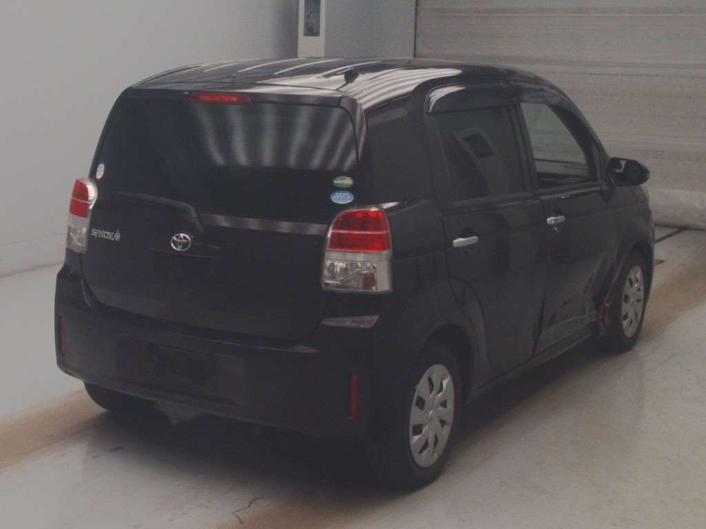 TOYOTA SPADE