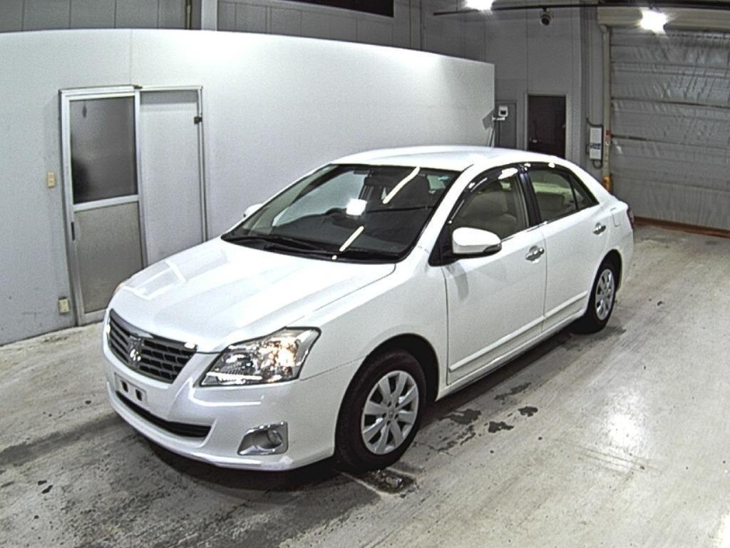 TOYOTA PREMIO