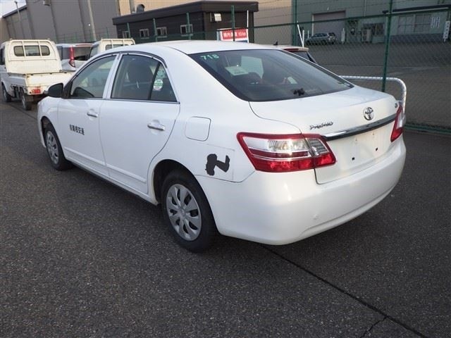 TOYOTA PREMIO