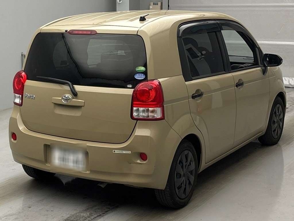 TOYOTA PORTE